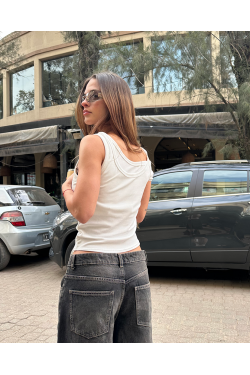 Remera Alya corte irregular 