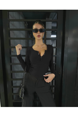 Remera Way con broches aro