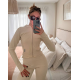 Campera tipo hoodie con recortes Campera tipo hoodie con recortes