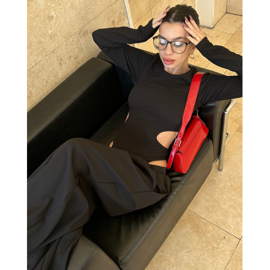 Body con recortes laterales