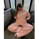 Buzo hoodie con aplique Buzo hoodie con aplique