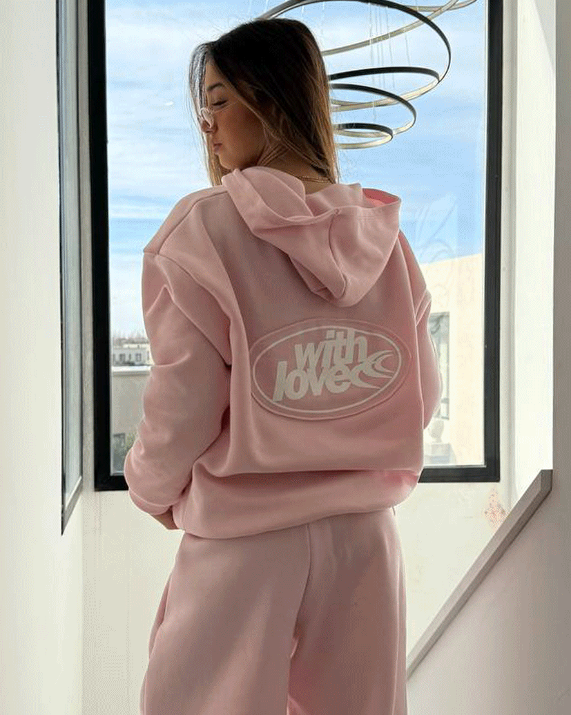 Buzo hoodie con aplique Buzo hoodie con aplique