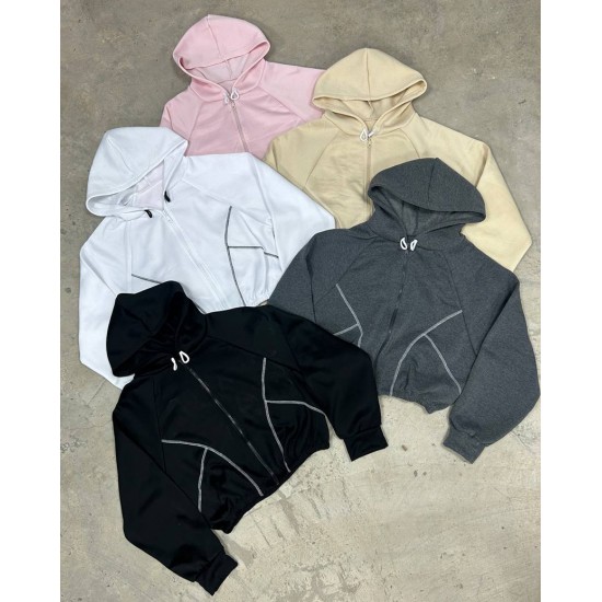 Campera oversize con costuras a contrato