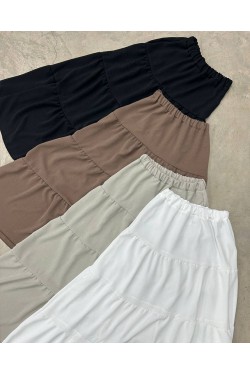 Pollera Folk con frunces y volados Pollera Folk con frunces y volados