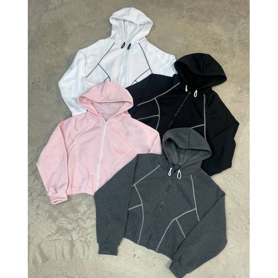 Campera oversize con costuras a contrato Campera oversize con costuras a contrato