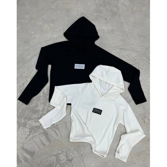 Remera hoodie manga larga
