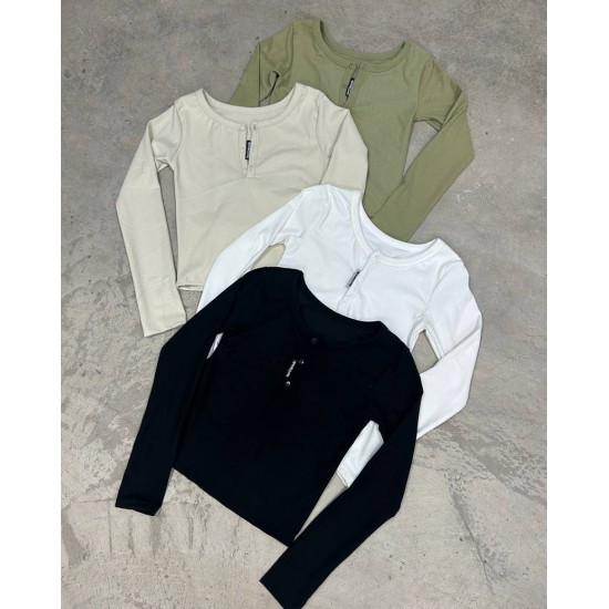 Remera estilo henley Remera estilo henley