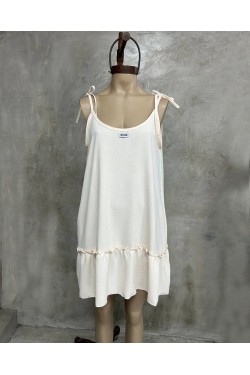 Vestido Basil con bolsillos Vestido Basil con bolsillos