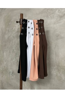 Musculosa Cozy con ojalillos Musculosa Cozy con ojalillos