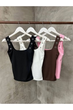 Musculosa Cozy con ojalillos Musculosa Cozy con ojalillos