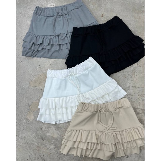 Mini Arix con volados y short debajo