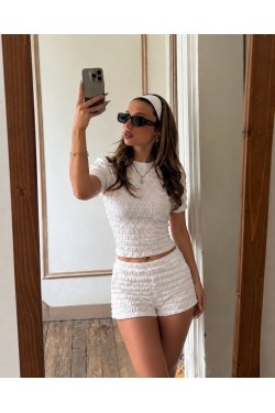 Short Delfina