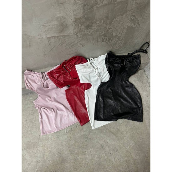 Vestido Violeta con recortes y hebilla